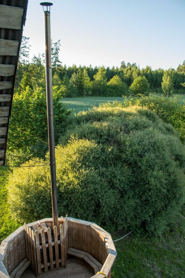 "Ziedkalni" Villa Bīriņi Buitenkant foto