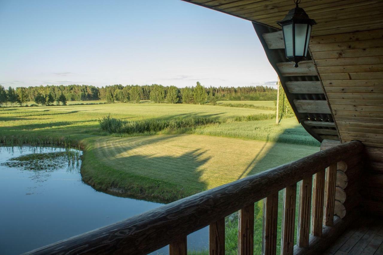 "Ziedkalni" Villa Bīriņi Buitenkant foto